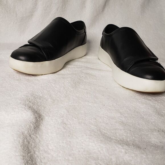 Cole Haan GrandPro Sneakers Womens 10.5B Black Slip On Adjustable Comfort W13244 - Picture 1 of 11